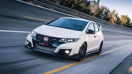 vadonatuj-honda-civic-type-r-1.jpg